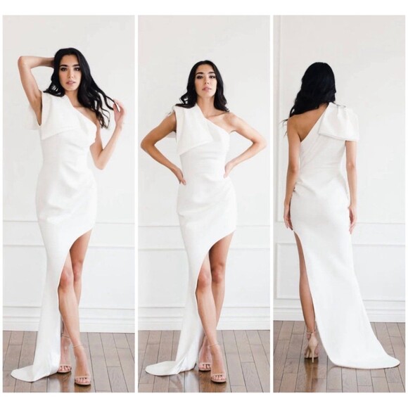 Bronx and Banco White Asymmetrical Wedding Dress - Picture 1 of 12